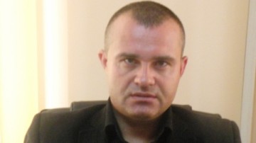 Primarul comunei Izvoarele, reţinut pentru trafic de influenţă